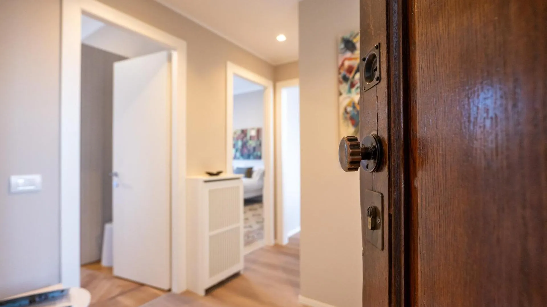 Modern Apt For 4 In Historical Building - Duomo View Milan