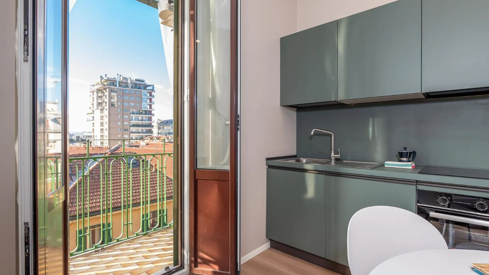 Apartment Modern Apt For 4 In Historical Building - Duomo View Milan