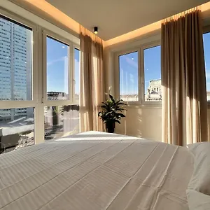Yls Luxury Apartment